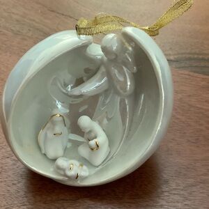 AppleTree Design Ornament Christmas White Luster Porcelain Nativity w/ Gold Trim